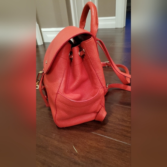 Buxton Leather backpack style purse - Picture 3 of 10